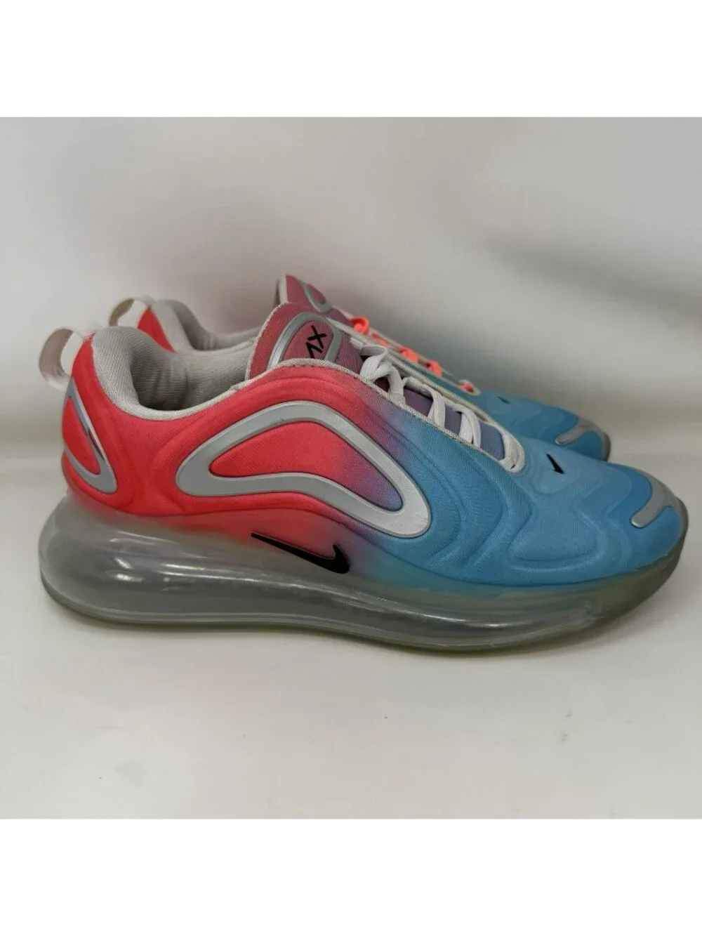 Nike Air Max 720 Pink Sea Running Shoes Blue Pink Women's Size 8.5